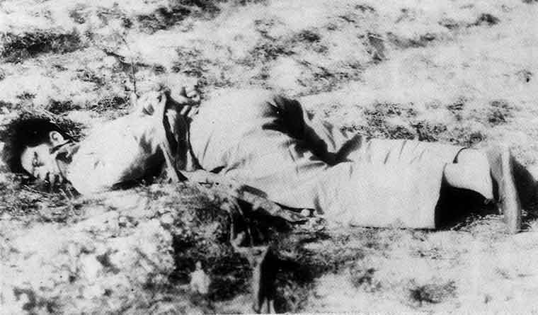 A man executed by the KMT troops during Chiangs counteroffensive Image Wikipedia public domain