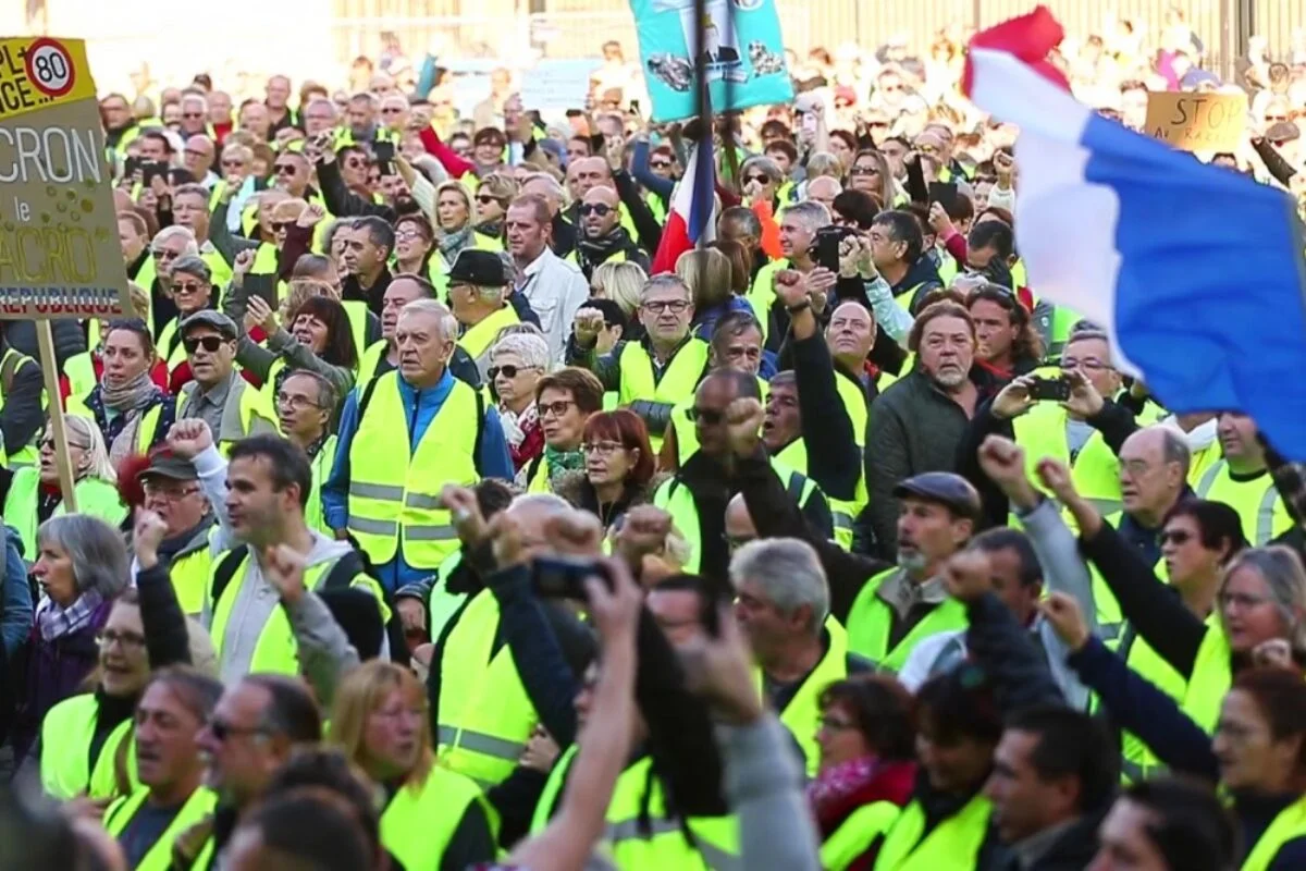 Yellow Vests Image fair use