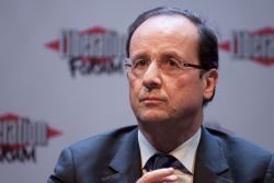 François Hollande_-_Matthieu_Riegler_scommons.wikimedia.org--wiki--FileColonFranC3A7ois_Hollande_-_Janvier_2012.jpg