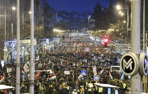 The protest the government says has no support blocks the most of downtown Budapest Image
