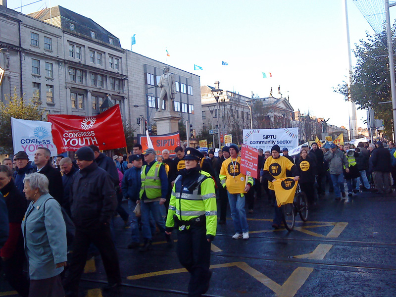 Ireland: 100,000+ on the streets on November 6, 2009