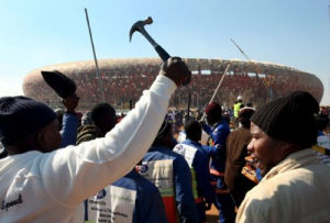 Sudáfrica: Así sí me gusta más el futbol - Apoyo a los trabajadores surafricanos de la construcción en huelga