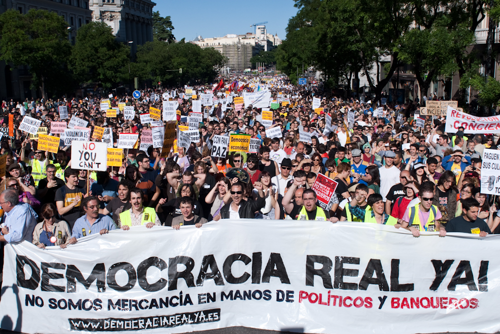 Democracia real ya! - Foto: arribalasqueluchan