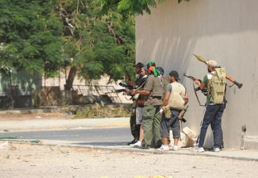 Militia fightin Ghadaffi loyalists in Tripli - Photo:Ammar Abd Rabbo