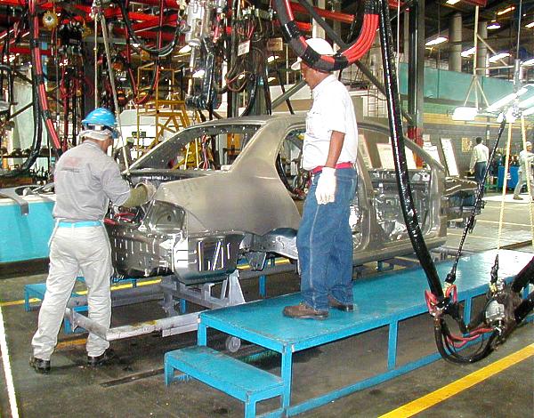 Venezuela: Trabalhadores da Mitsubishi tomam montadora
