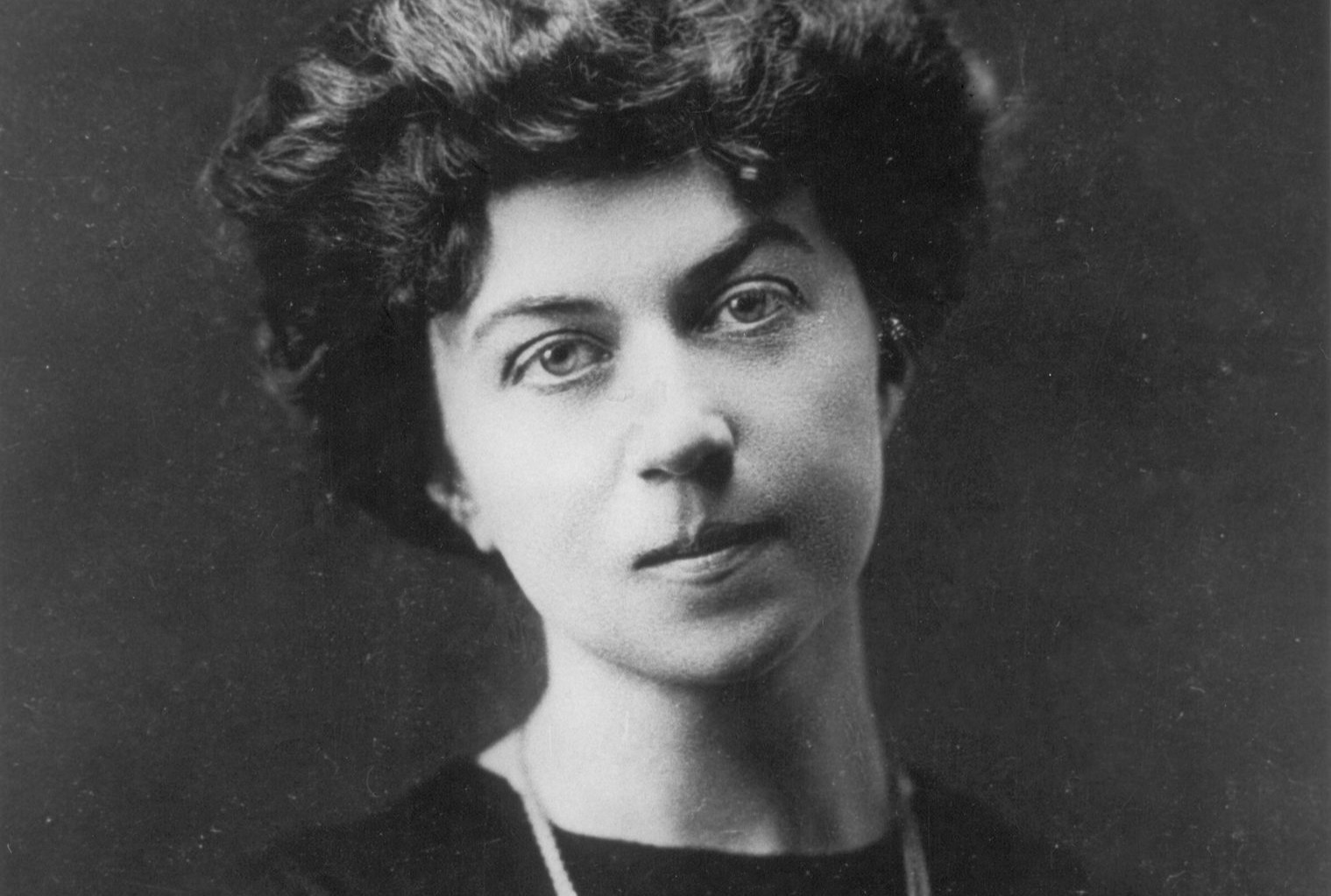 Alexandra kollontai, russian revolutionary, social theorist and stateswoman (1872-1952), kollontai in 1910. (Photo by: Sovfoto/Universal Images Group via Getty Images)