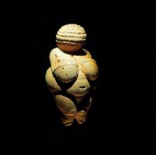 Fig. 2. Venus de Willendorf. Foto de Georgi Nemtzov.