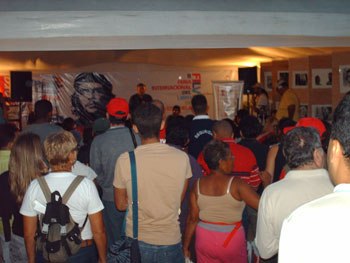 Alan Woods speaking at the Caracas Bookfair