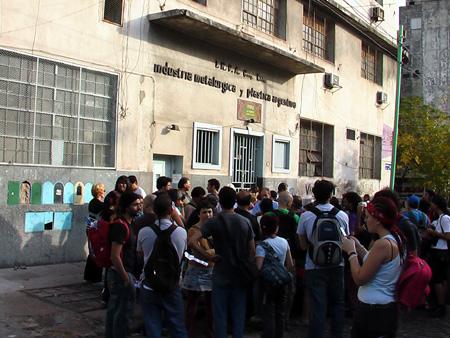 Argentina: International solidarity appeal – Stop the eviction of IMPA – a factory under workers’ control