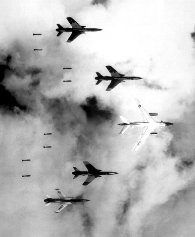 bombing north vietnam