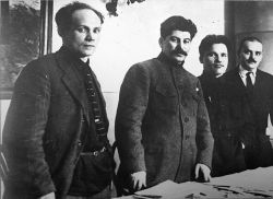 Antipov Stalin  Kirov Shvernik - Public Domain