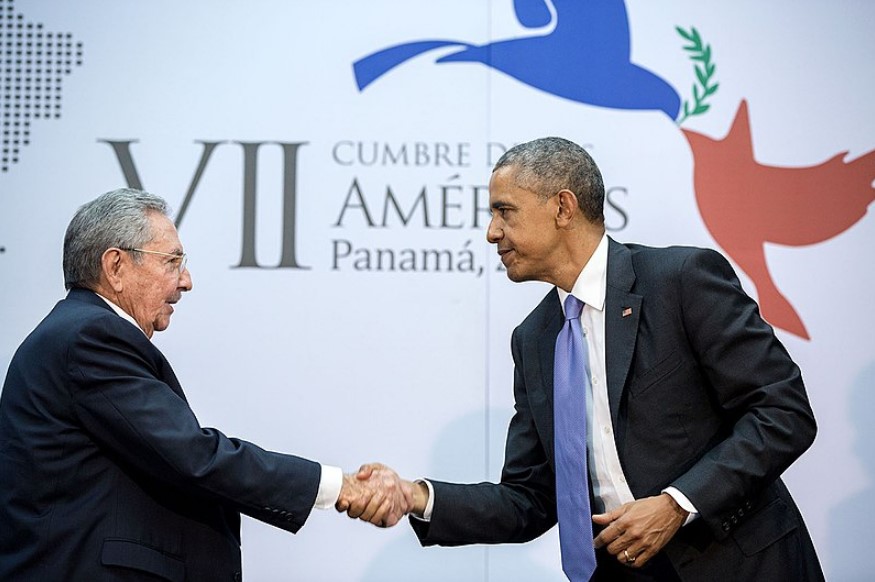 Obama Castro Handshake Image The White House
