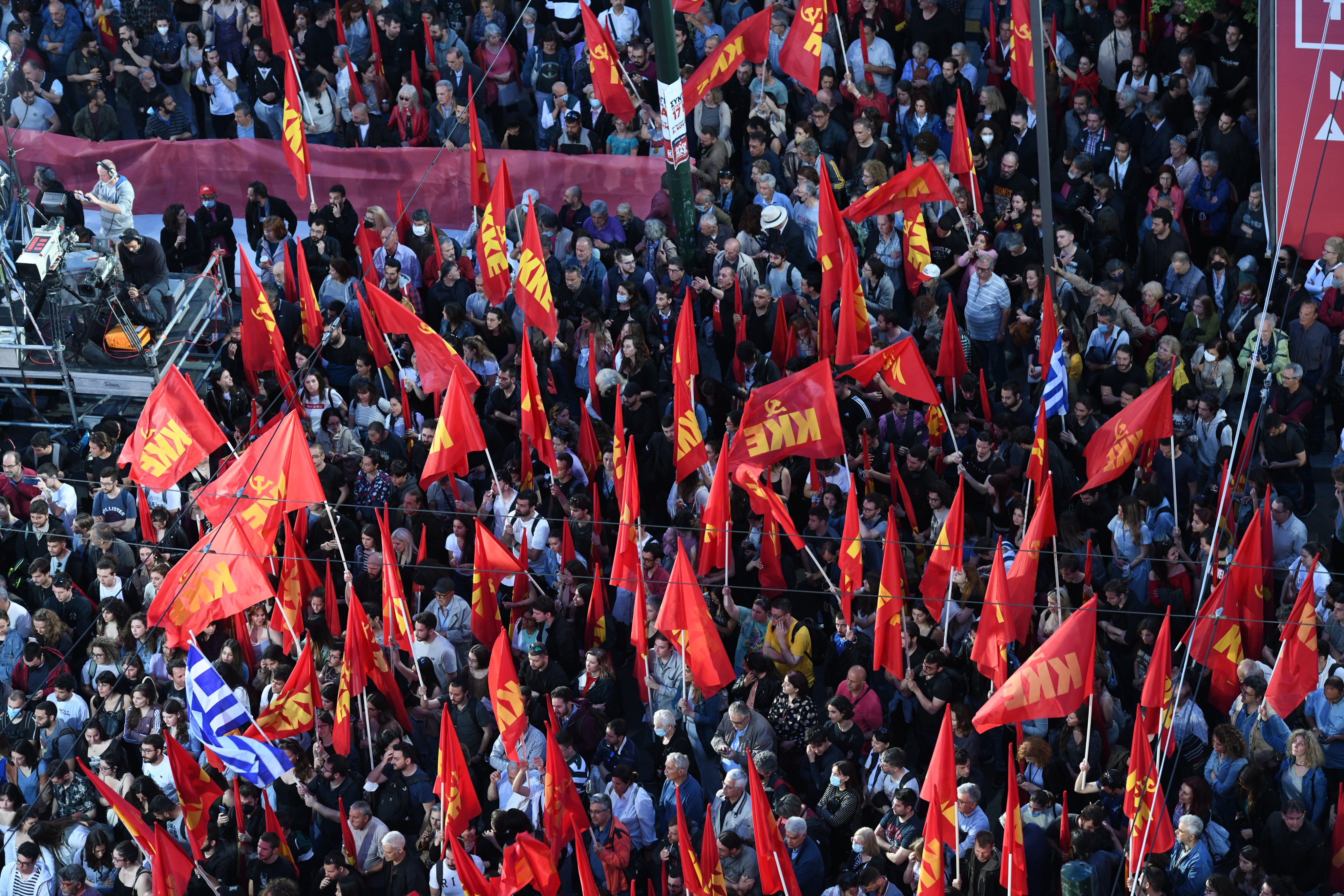 希腊共产党无疑已经采取了重要步骤，拒绝了旧的、名誉扫地的史达林主义-孟什维克的革命阶段论思想。//图片来源：Γραφείο Τύπου της ΚΕ του ΚΚΕ, Twitter