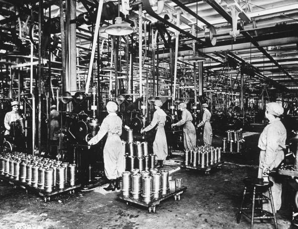 WWI Women Aircraft Factory