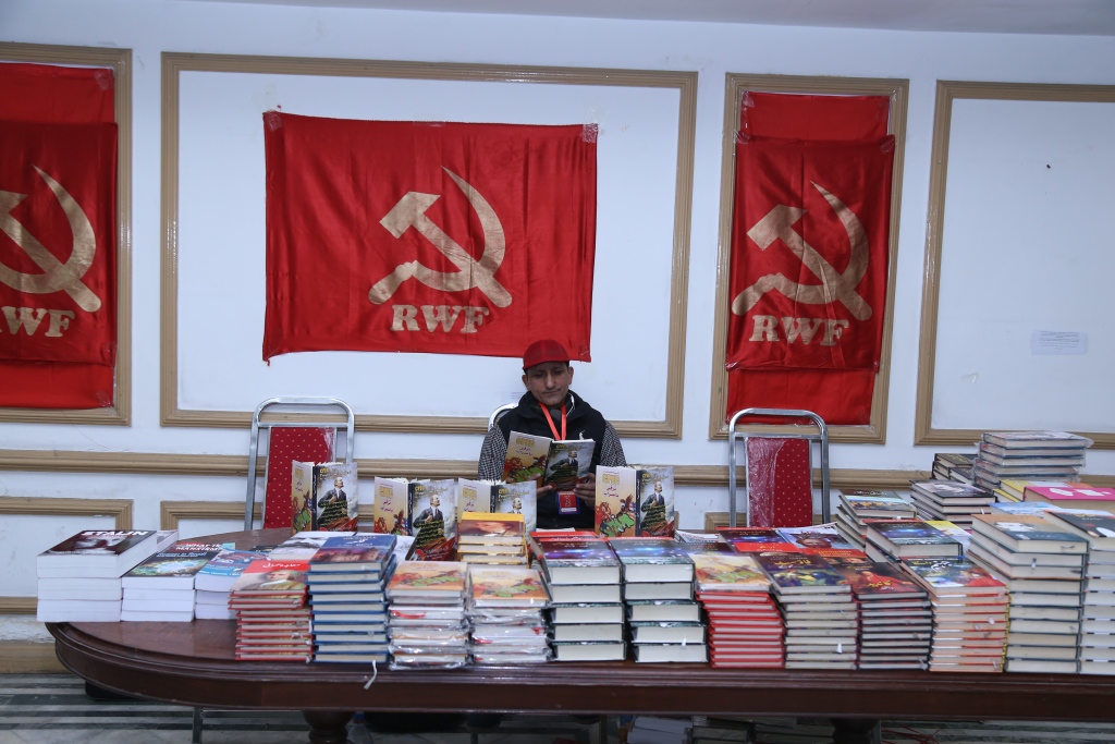 Comrades selling Marxist literature Image own work