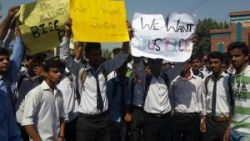 Bahawalpur-Students-Protesting-against-Bogus-Results-of-Intermediate-part-One-Examination-4