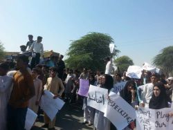 DG-Khan-Student-Protest-against-Discrepencies-In-Intermediate-Part-one-Examination-1