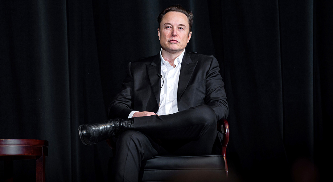 Elon Musk’s Twitter takeover: nationalize social media!