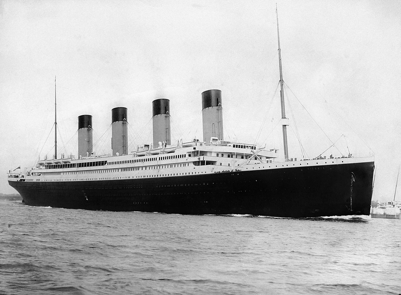 Titanic Image public domain