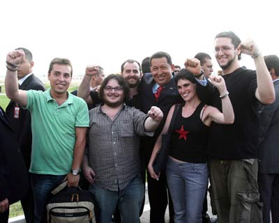 President Chavez Meets with a Delegation of the Spanish Students' Union, Hands Off Venezuela and El Militante (Spain) in Madrid