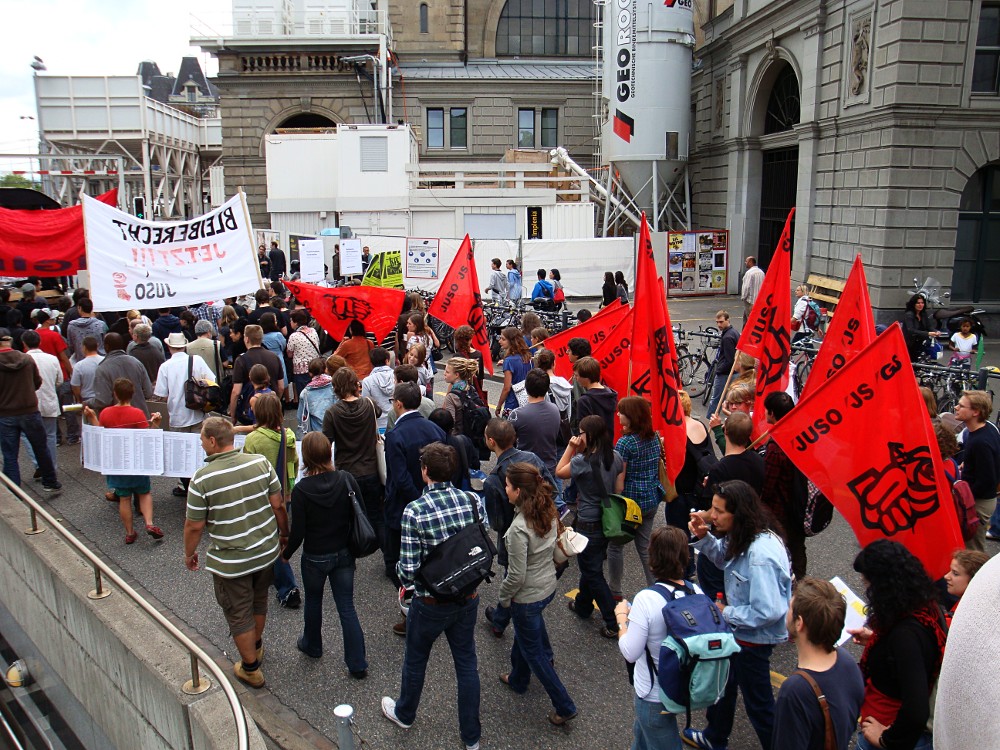Demonstration in 2009. Photo: JUSO Schweiz