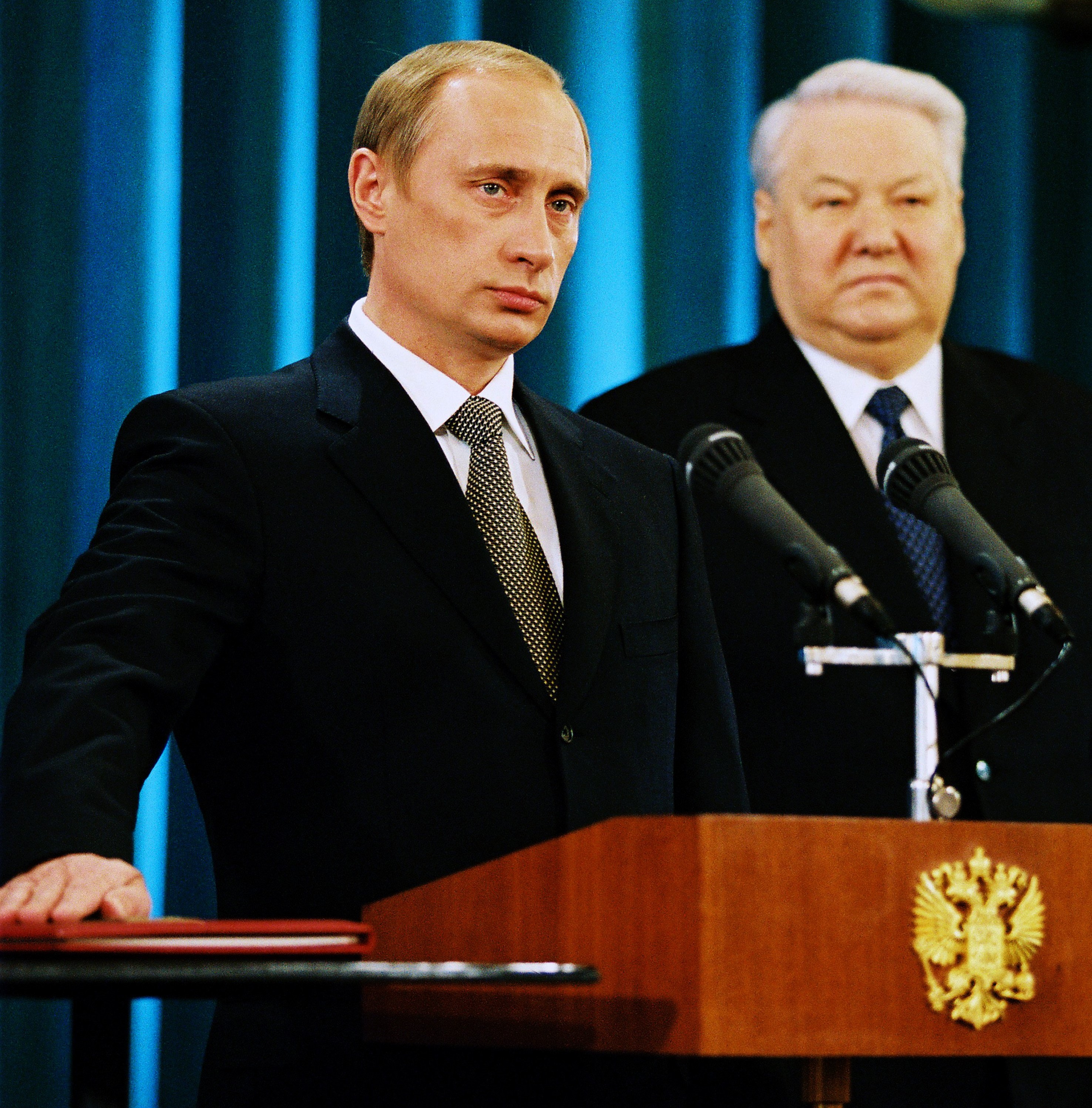 Putin and Yeltsin cropped