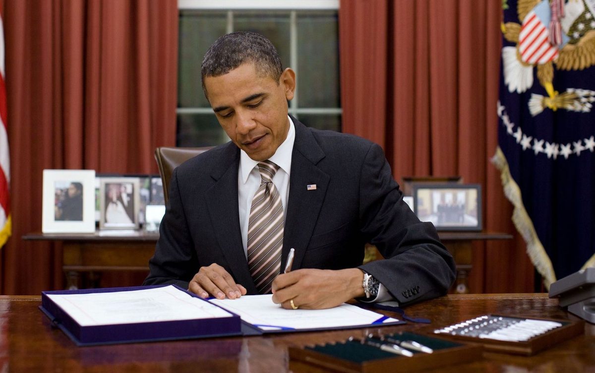 Obama Signs Document Image Flickr The White House